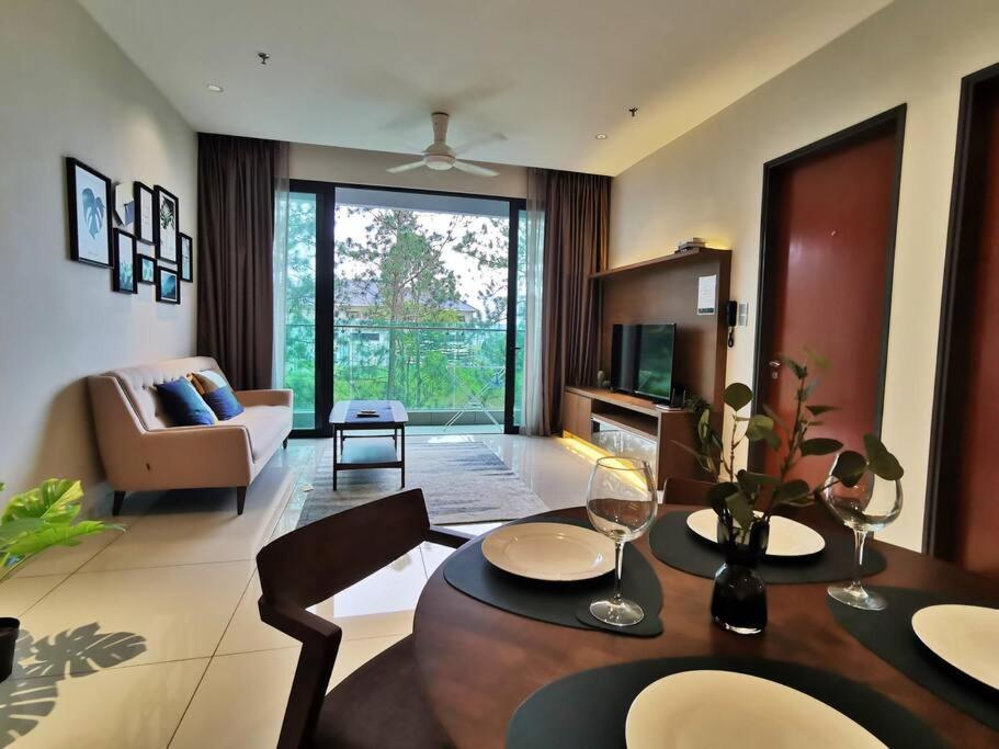 Humble Abode Luxury 2-4pax Geo38 Genting Free Wifi Apartment *